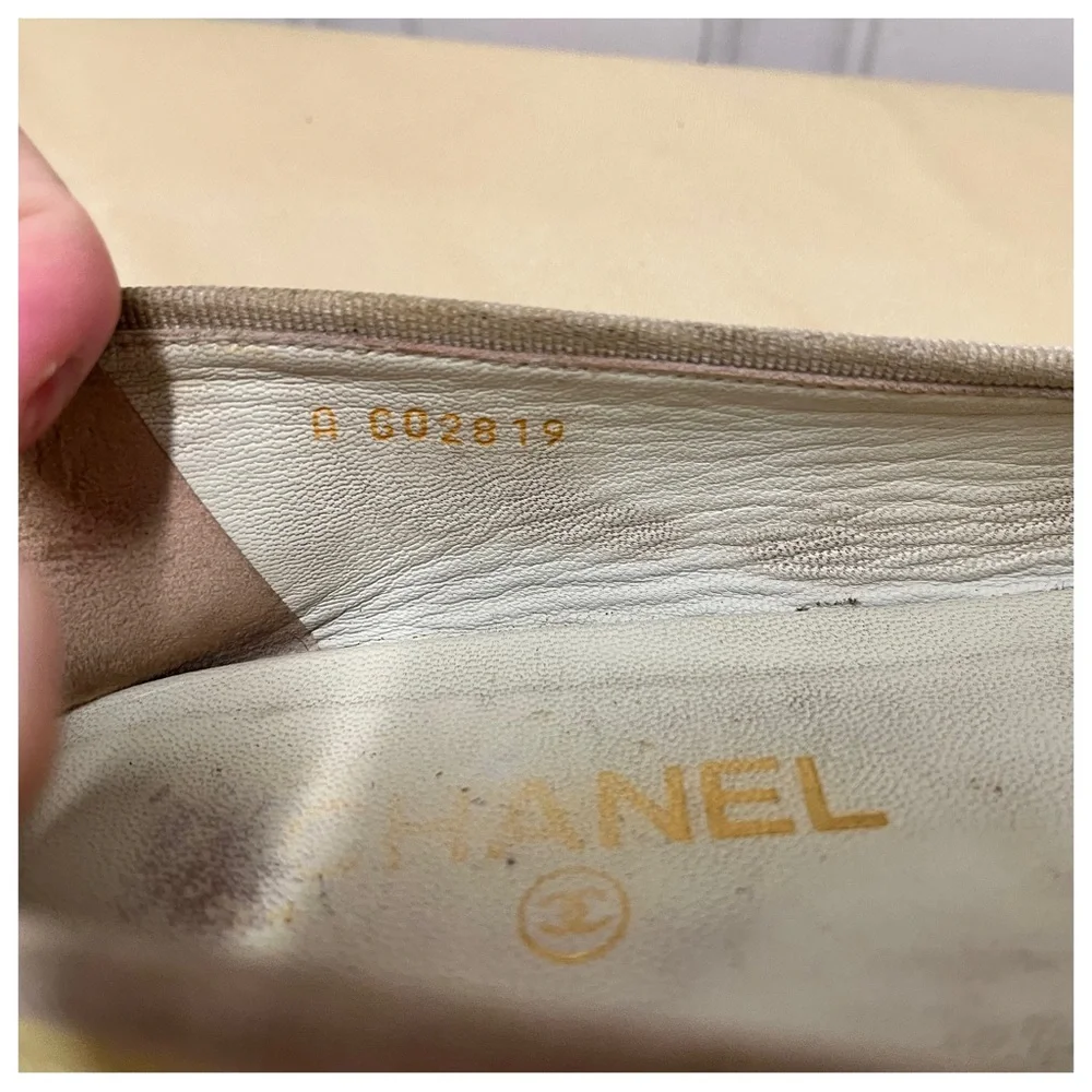CHANEL Two-Tone Yellow and Beige Cap-Toe Ballet Flats with Black Logo